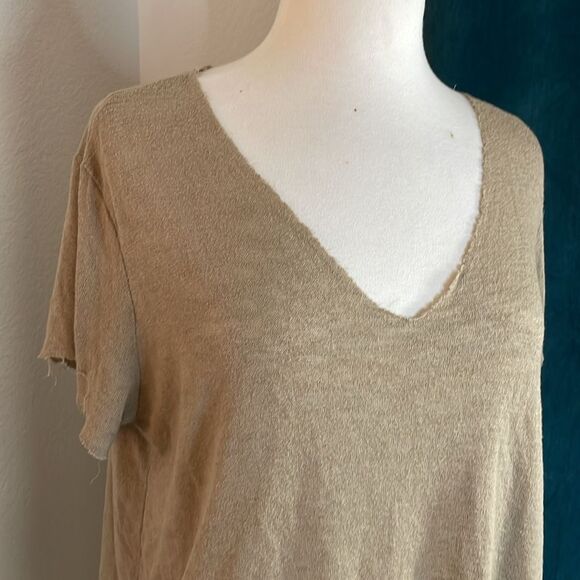 M//C taupe short sleeve top | size M - Picture 3 of 6
